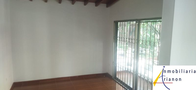 Casa en Arriendo en Laureles