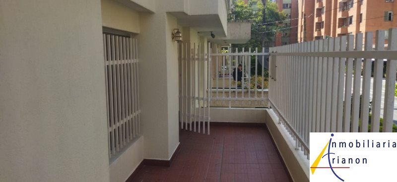 Casa en Arriendo en Laureles